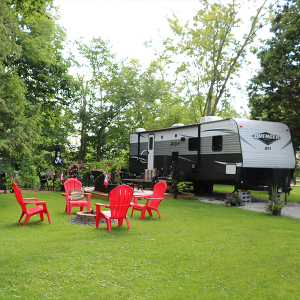 Seasonal camping at Dalewood Conservation Area